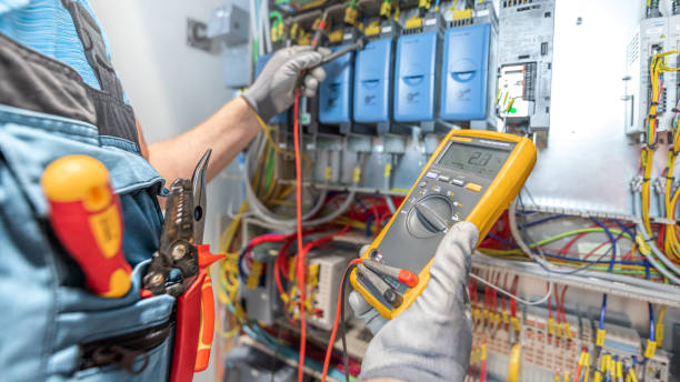 Best Local Electrician Companies  in Coopertown, TN